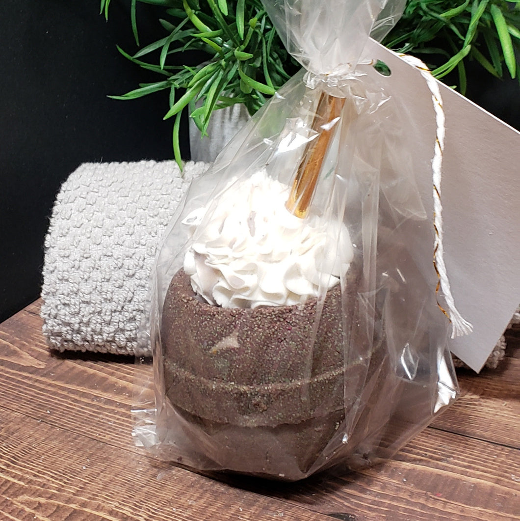 Hot chocolate bath bomb